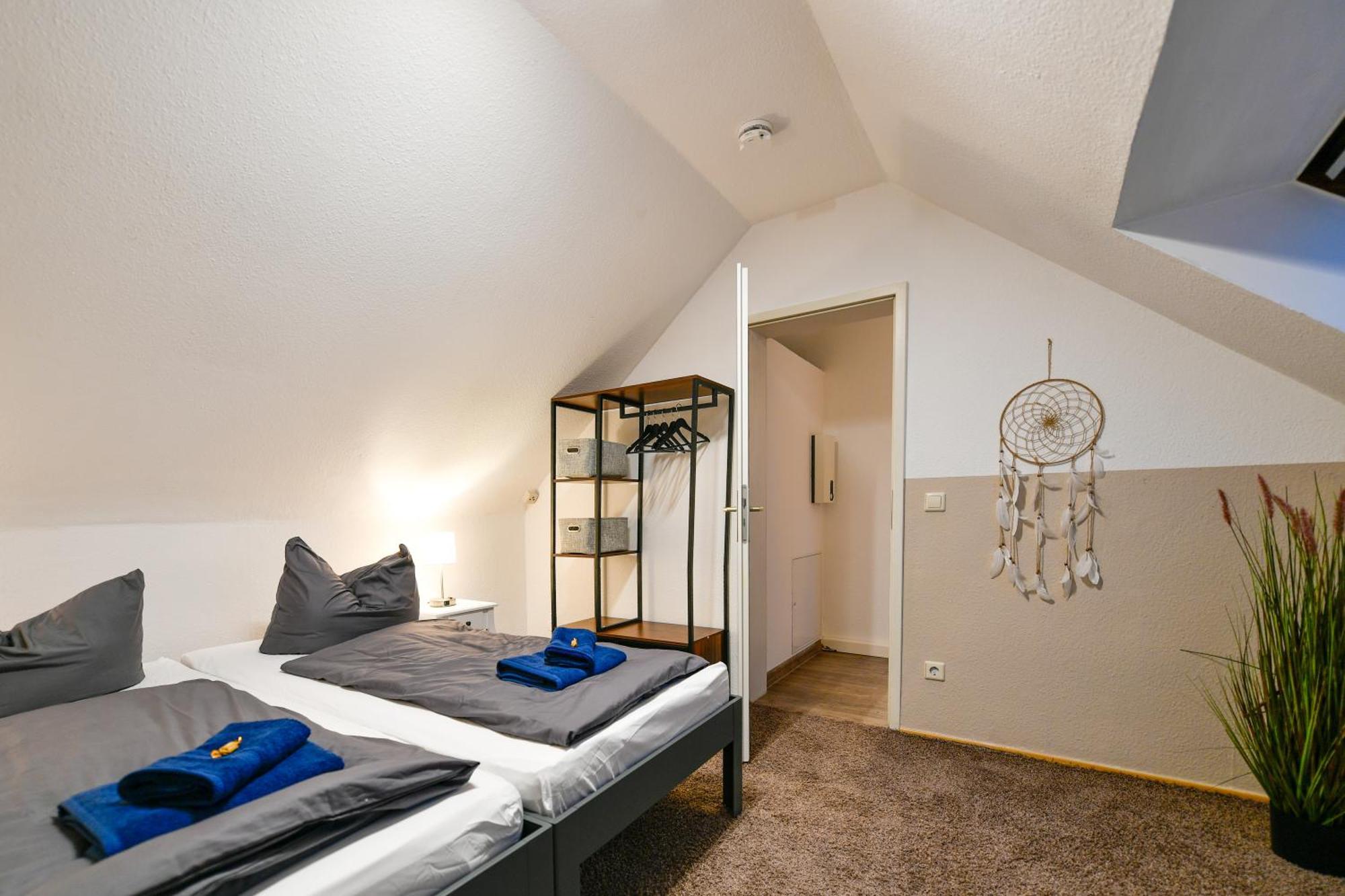 Grosses Spree Apartment, 3 Schlafzimmer Bis 10 Personen, 4X Kfz Parkplatz, Terrasse, Waschtrockner, Wlan, Netflix Cottbus Dış mekan fotoğraf